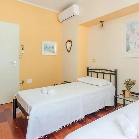 Apartamento Gorgeous In Blato With Jacuzzi *